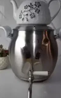 کتری شیردار و قوری چینی