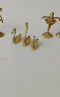 عروسک و قو برنجی