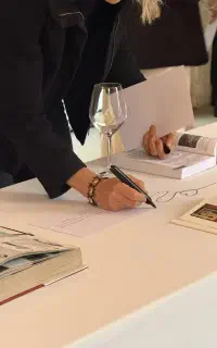 پیجت ۳۰روز محتوا داره