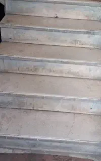 ارائه دهنده خدمات نظافتی