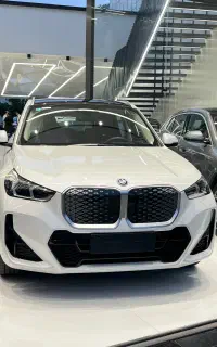 بی ام و ix1 30L مدل2025 M Packageصفر(گالری گلدسته)