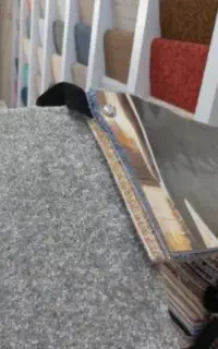 موکت طوسی متری ۱۵۰ وگل وگلدون