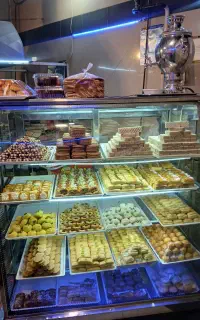 ویترین خشک قنادی