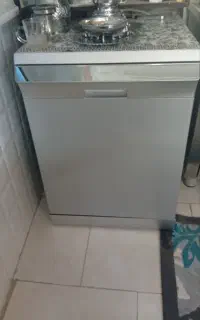ماشین ظرفشویی آمریکایی