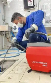 لوله بازکنی وباز سازی دستشویی وحمام