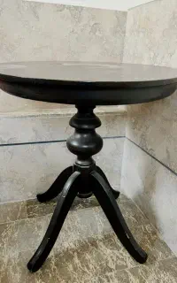 میز گرد تمام چوب