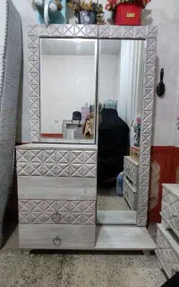 کمد آرایشی آیینه دار ریلی