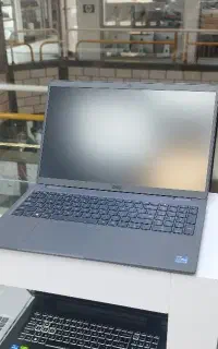لپتاپ استوک آمریکایی با پردازنده قدرتمند i7 نسل13