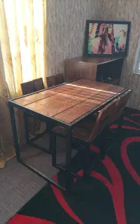 میز وصندلی روس