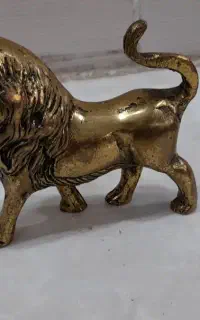 مجسمه برنز