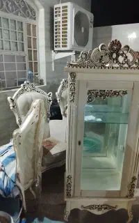 مبل سلطنتی و بوفه