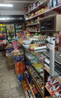 فروشنده سوپر مارکت