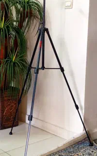 سه پایه دوربین