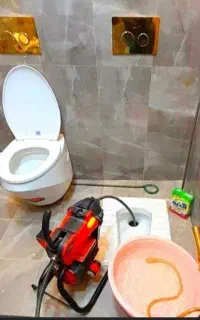 لوله بازکنی با دستگاه مخصوص