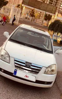 ام وی ام ۵۳۰ عروسک
