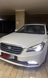بسترن B50f
