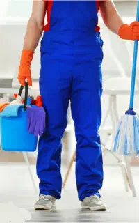 آقاهستم سن30ساله،داخل منزل فقط نظافت میکنم،نظافتچی