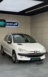 پژو۲۰۶ سقف‌پانا