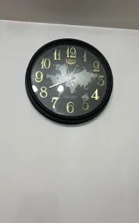 ساعت دیواری