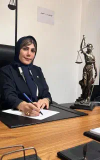 وکیل پایه یک دادگستری( مشاوره رایگان )