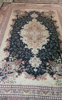 سه عدد فرش ماشینی