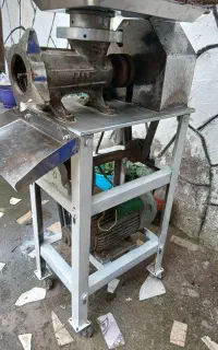 چرخ گوشت ۳۲ صنعتی