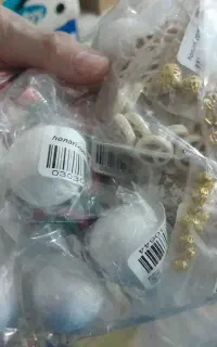 لوازم خرازی کاملا آکبند فقط عمده زیربازار زیربازار