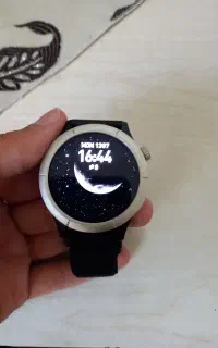 ساعت هوشمند Amazwatch
