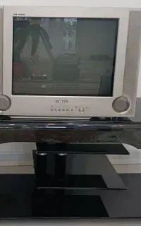 تلویزیون سامسونگ ومیزتلویزیون شیشه ای