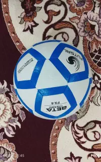 توپ فوتبال چهل تیکه