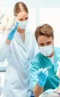 آموزش دستیار دندانپزشک همراه با استخدام