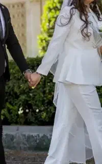 گل مصنوعی دسته گل عروس عقد لاله شیپوری کد ۱۱۰۲