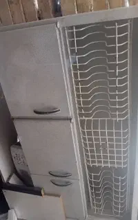 کابینت و آب چمان