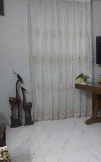 پرده حریر طلا کوب برجسته