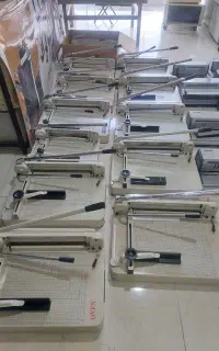 دستگاه کاتر اهرمی ۸۶۸ سایز a3 برش کتاب کاغذ گیوتین