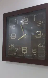 ساعت سالم و کم کار
