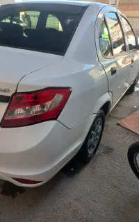ساینا در حد