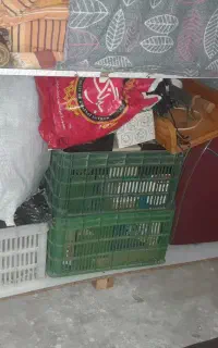 قفسه بزرگ چوبی و پارتیشن