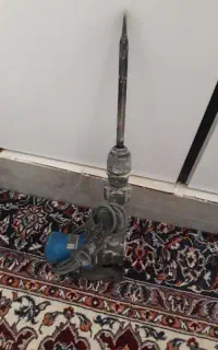 جازنی و تخریب ساختمان