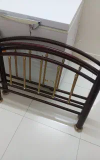 تخت تک نفره و میز آرایش