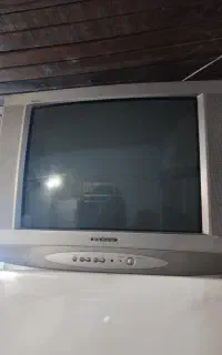 تلویزیون ۲۱ سالم
