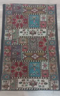 قالیچه و یک جفت پادری