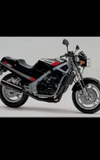 کاوازاکی جی پی زد  400