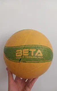 توپ والیبال