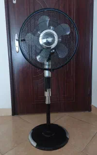 پنکه ایستاده