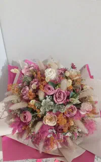 دسته گل مصنوعی