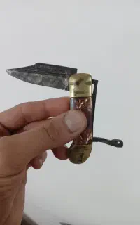 چاقو دندایی خیلی قدیمی هست جنسش عالیه