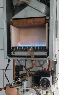 تعمیر و سرویس پکیج و آبگرمکن‌های دیواری