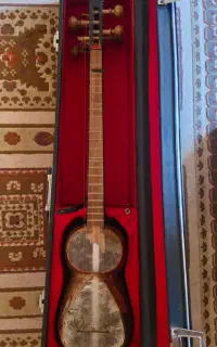 تار آذری