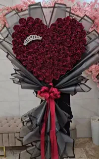 گل روبانی و پروانه ای